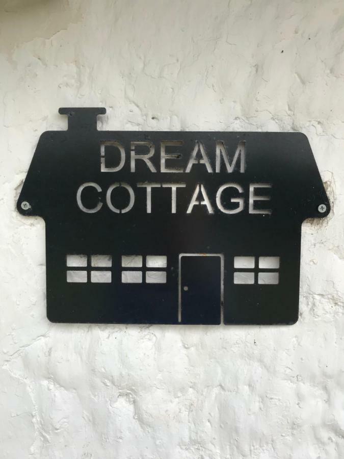 Dream Cottage Ballintober  エクステリア 写真
